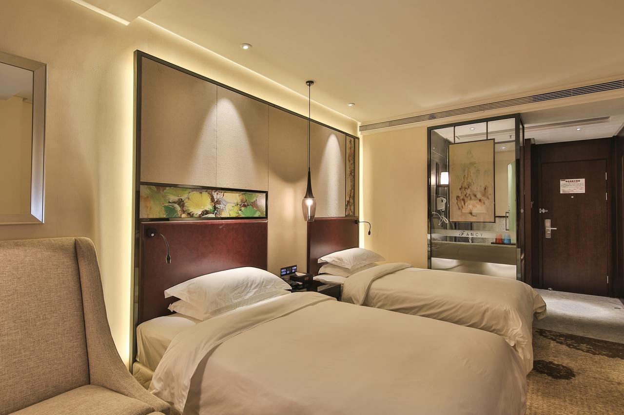 Fancy Hotel 선전 시 외부 사진